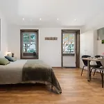 Eichengefluester Kranichzimmer Apartment