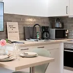 Apartment Eichengefluester Kranichzimmer Wagenfeld