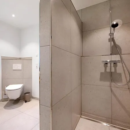 Eichengefluester Kranichzimmer * Wagenfeld