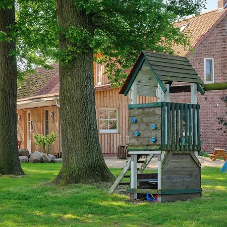 Eichengefluester Kranichzimmer *