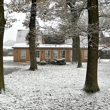 Eichengefluester Kranichzimmer