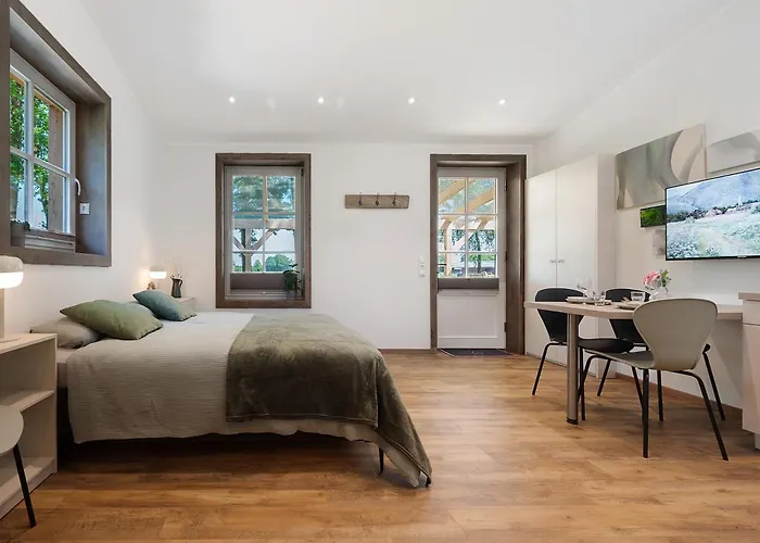 Eichengefluester Kranichzimmer Appartement