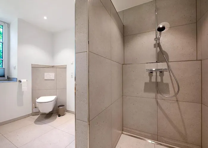 Eichengefluester Kranichzimmer * Wagenfeld