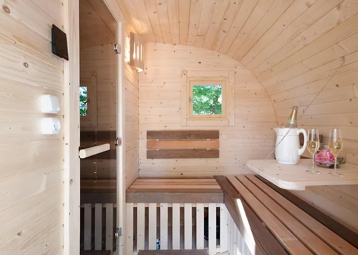 Eichengefluester Kranichzimmer Appartement Wagenfeld