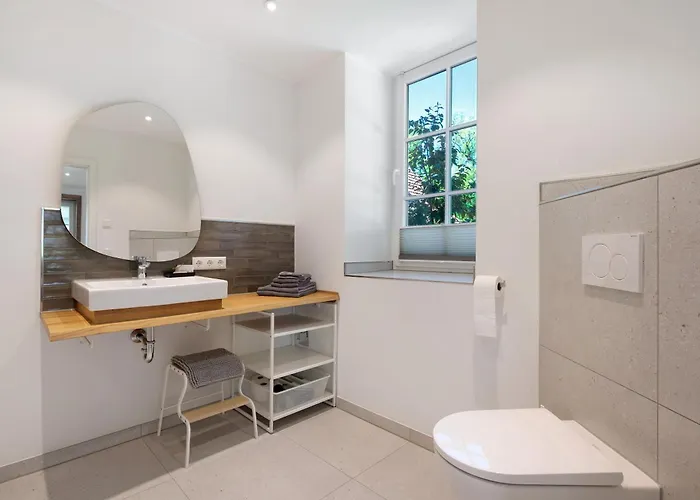 Eichengefluester Kranichzimmer